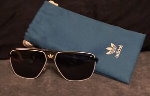 Adidas “Montreal” Unisex Geometric Sunglasses Black & White AH61 6054 63 13 135