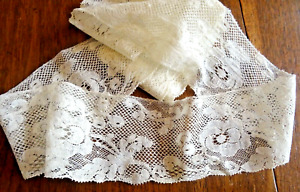 Antique lace - 230 cm x 6.50 cm