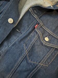 Levi's Denim Dark Blue Men's (S)  Jean Jacket Classic with Pockets (NEW)