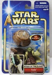 Star Wars 2002 ATTACK Of THE CLONES YODA w/ Force Levitating Action & Lightning