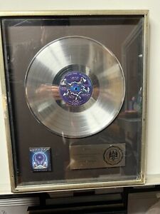 JOURNEY Frontiers  1.M SALES AWARD  FRAME 1983 COLUMBIA RECORDS