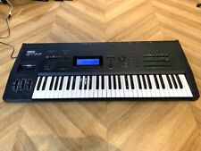 Yamaha SY77 Synthesizer Keyboard 61-Keys Black keyboard Music