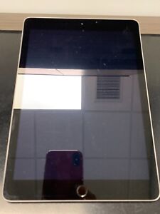 Apple iPad 5th Gen. Wi-Fi, 9.7in Silver- #2