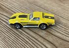 Hot Wheels - 1969 '69 Corvette Stingray 427 - J3248 - Yellow & Black