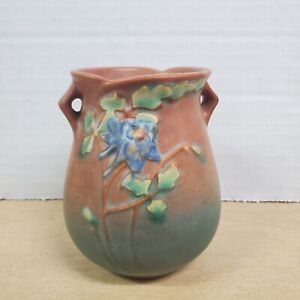 New ListingRoseville Pottery Vintage Columbine vase 4.5