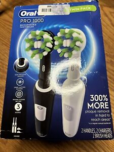 New ListingOral-B Pro 1000 CrossAction Electric Toothbrush, Black/White - 2 Count