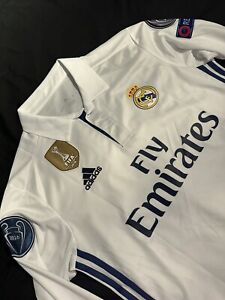 2016/17 Real Madrid Home Jersey #7 RONALDO Long Sleeve Size S