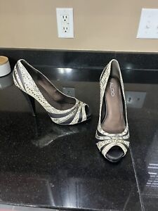 Aldo Size 9 Brown and Ivory Heels