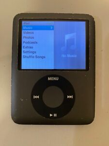 Apple iPod Nano 3rd Generation 8GB - Black - LCD Issue