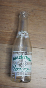 Vintage BLACK BEAR BEVERAGES Milwaukee County WI 7 fl. oz. clear soda bottle