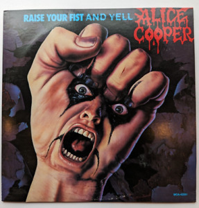 Alice Cooper Raise your Fist and Yell MCA-42091 vinyl with insert