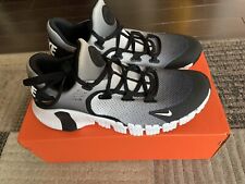 NIKE FREE METCON 4 MEN’S LOW TOP ATHLETIC SHOES SIZE 8 NEW IN BOX