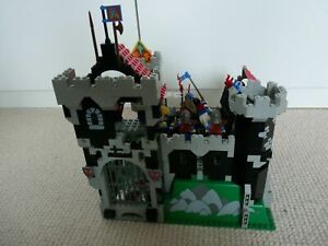vintage LEGO 6086 Black Knight's Castle with instructions, incomplete, RARE