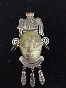 Antique Sterling Silver Cheif Head Pendant with Carved Maw Sit-Sit