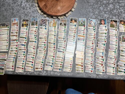 1973 Topps Baseball Partial / Starter Set Lot of (303) Cards - EX  No Dupes