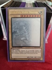 Blue-Eyes White Dragon Ghost Rare Limited Edition -  GLD5-EN001