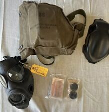 *US M17 A2 Gas Mask Small MSA with Nylon Carry Bag & Accessories 1986 C8R1 MVW