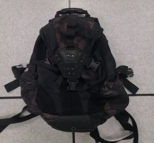 Oakley Icon Tactical 2.0 Backpack Brown Military Camouflage