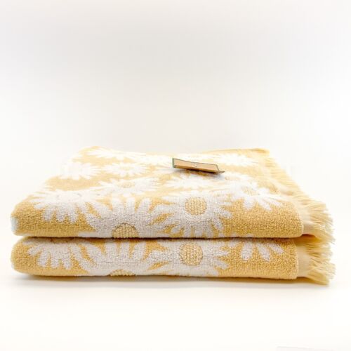Deborah Connolly Designs Set of 2 Towels  2 Bath Sunflower White Yellow