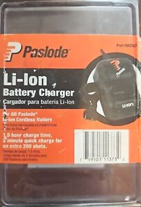 Paslode 902667 Li-Ion Battery Charger for All Li-Ion Cordless Nailer (E10031593)
