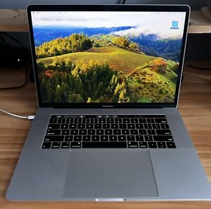 Apple MacBook Pro 15 inch  (2018) 16GB RAM i7 2.2Ghz Radeon Pro 555x 256GB SSD