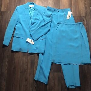 Jones New York Pant/Skirt Suit 100% Silk Boomin Blue Size 10