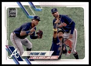 2021 Topps Series 2 Base #372 Picture Time - Atlanta Braves Combo Card