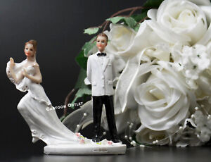 WEDDING CAKE TOPPER FIGURINE BRIDE AND GROOM HUMOR FUNNY COUPLE Run Away Bride