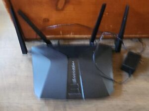 NETGEAR Nighthawk Gaming Router RAX45 WiFi 6 Router) -  READ - VG Used