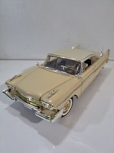 Motormax 1:18 Scale Die Cast 1958 Plymouth Fury Classic Car