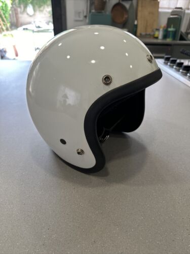 New ListingBELL R-T VINTAGE RACING MOTORCYCLE HELMET MADE IN USA 1980 WHITE RT size 7 1/2
