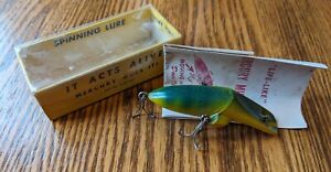 New ListingVintage Mercury Minnow Fishing Lure Antique Tackle With Box and Pamphlet