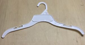 15 Inch White Plastic Hangers With Number Size 5 - Lot Of 25 Free Shipping