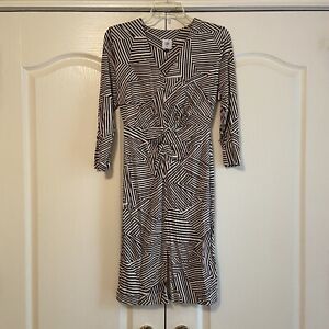 Size XS CAbi Brown & Cream Goemetric Print 3/4 Sleeve Dress