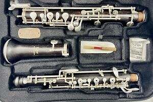 Beautiful Selmer Lesher 122F Modified conservatory Oboe w/Protec Case!