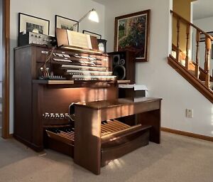Organ, 3 manual Rodgers organ Model 660