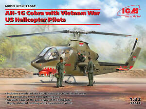 ICM 32062 AH-1G Cobra with Vietnam War US Helicopter Pilots 1/32