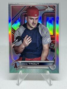 2022 Topps Chrome Mike Trout Image Variation Refractor SP #200 Angels