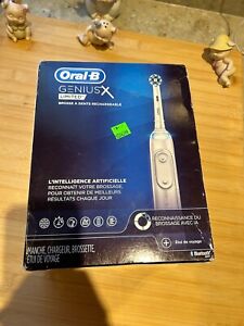 Oral-B Genius X Limited Rechargeable Electric Toothbrush - White OralB GeniusX