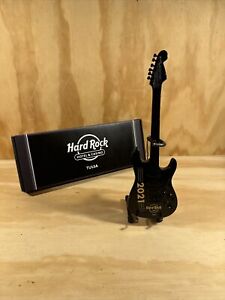 Axe Heaven Mini Guitar With Stand Hard Rock Tulsa Fender 2021