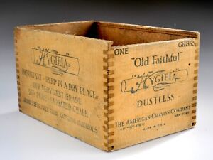 Vintage Hygieia Old Faithful Dustless Chalk Box Sandusky Ohio, USA