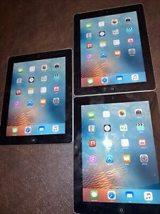 Apple iPad 2, A1395,  16gb, black/Silver Tablet TESTED WORKING grade B