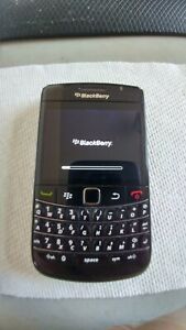 blackberry bold 9780(known: BlackBerry Onyx II 9780) Unlocked Black 512MB QWERTY