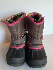 Athletic Toodler Girl Snow Boots Size 7