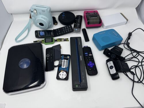 ELECTRONICS LOT of 17 Fuji, Polaroid, Roku, Logitech and More- Parts Only