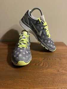 Nike Dual Fusion TR Women’s Size 7.5 B Width Running Shoes Gray/Green Polka Dots