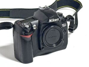 New ListingGenuine Nikon D70 Digital SLR Camera Body- EX+ (Genuine Nikon Battery Included!)