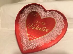 Vtg Valentine's Heart Shaped SCHRAFFT’S Candy Box X Large