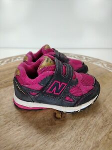 New Balance 990 Toddler Girls Sneakers Size 5.5XW KV990J31 Black Gray Suede Pink