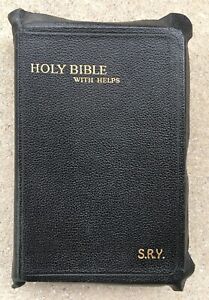 Vintage KJV Small Size HOLY BIBLE TABS Illustrated Photographs Colored Maps